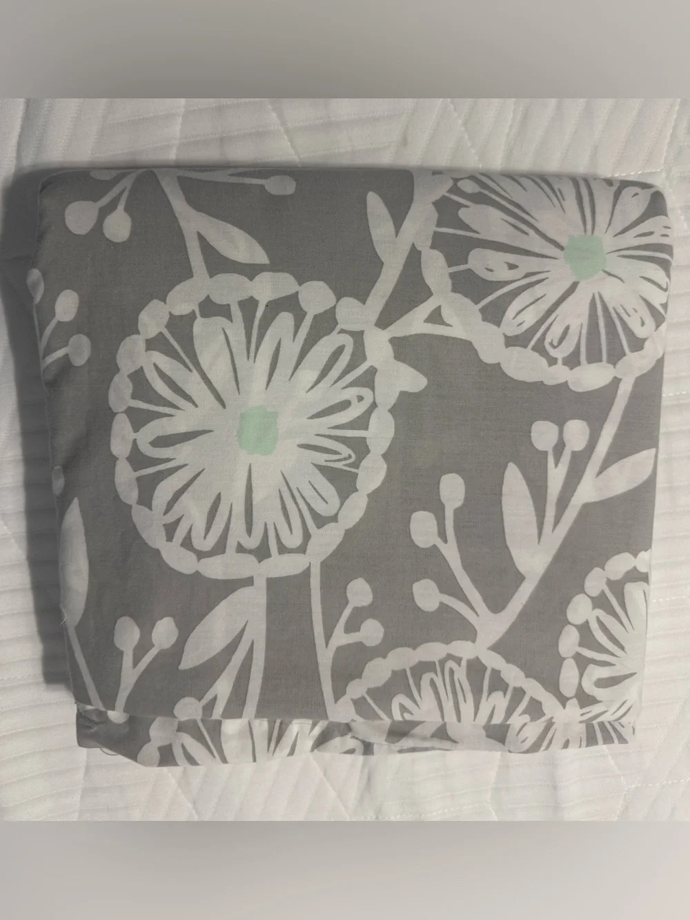 Pottery Barn Teen Gray Floral Duvet Cover with White & Mint Accents